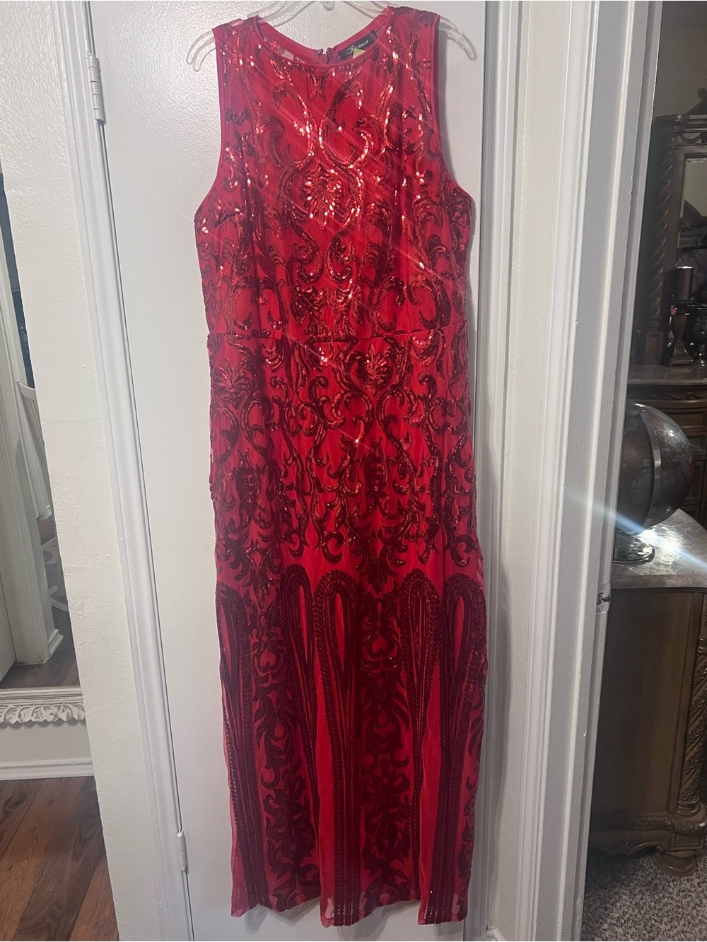 Red Sequined Evening Dress - Sleeveless Formal Gown